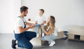 family-moving-and-using-a-boxes.jpg
